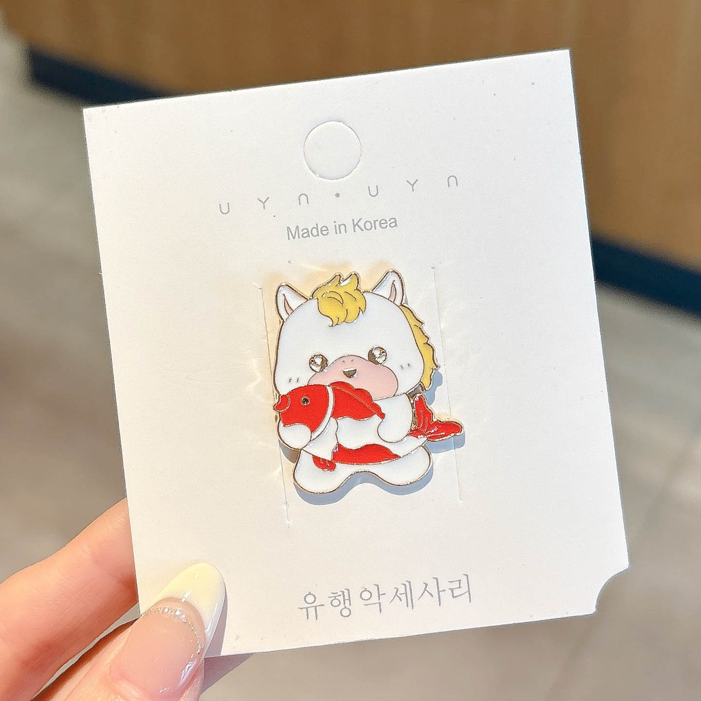 Broche de dibujos animados de Año Nuevo adorable año del caballo pequeño regalo pin accesorios insignia de Año Nuevo ropa decoración al por mayor