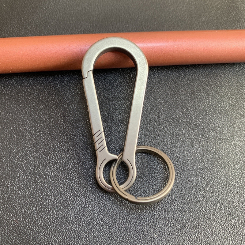 チタン合金のキーホルダーの男性の新型の腰のペンダントの多機能のキーホルダーは長くて丈夫です。|undefined