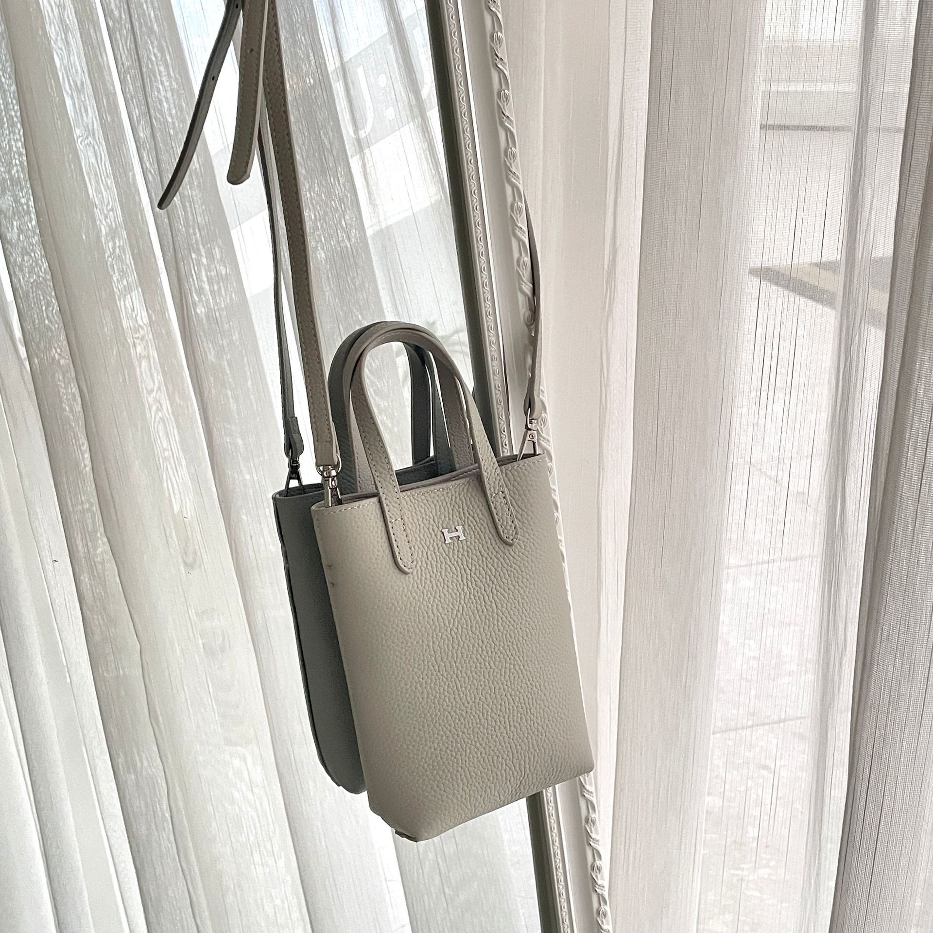 Bolso del teléfono móvil del zurriago de la capa superior mini bolso del cubo bolso portátil multifuncional del mensajero del hombro para las mujeres