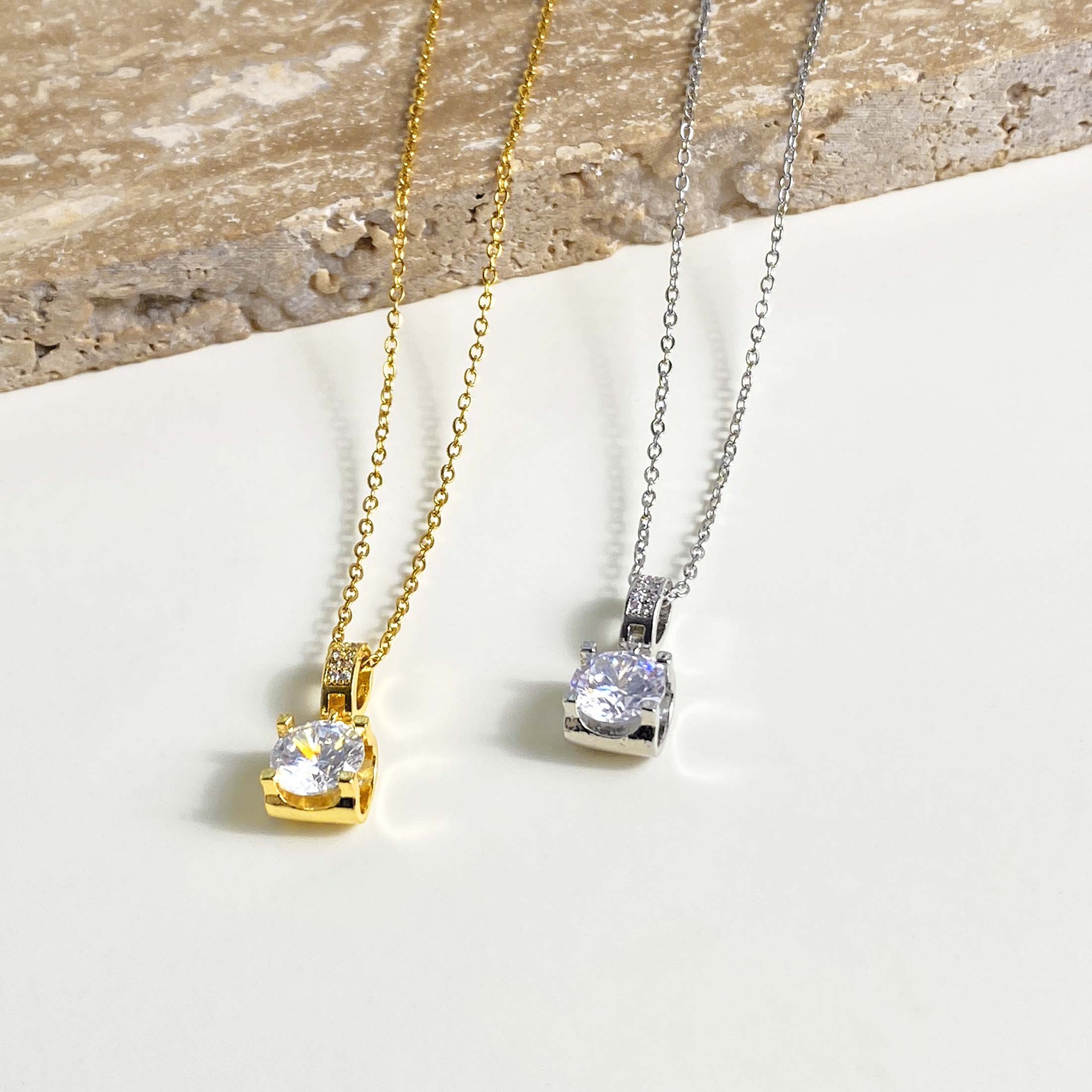 1 Piece Quantity Wholesale Jewelry Casual Elegant Streetwear Geometric Titanium Steel Zircon Plating Pendant Necklace