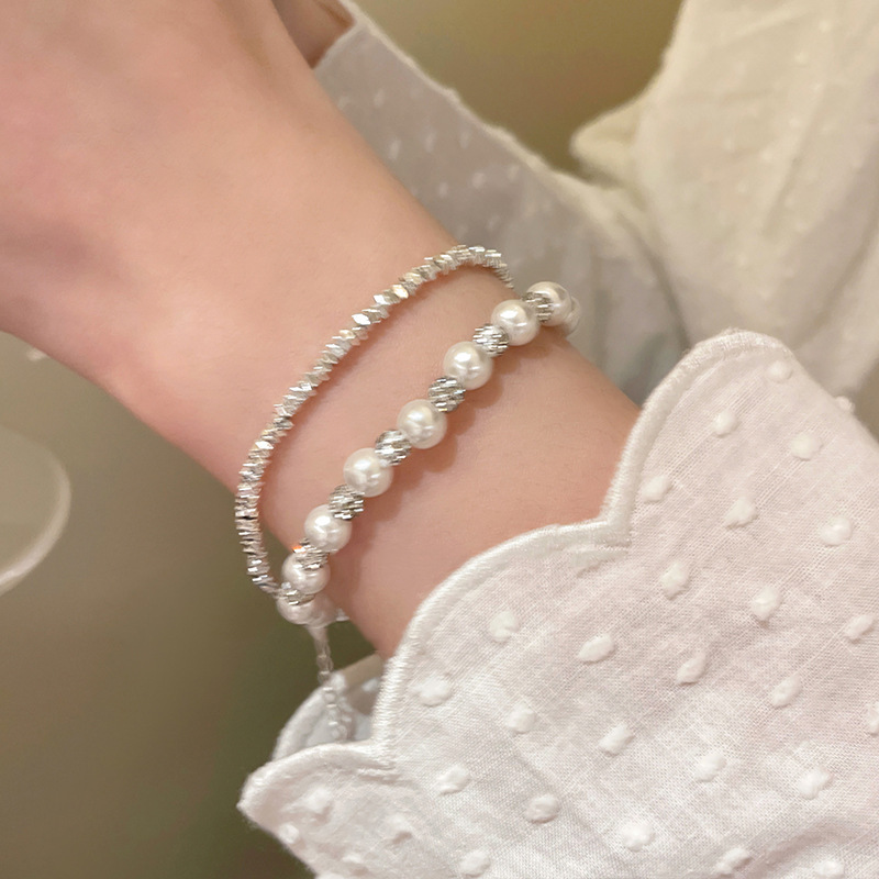Titanium Steel Non-Fading Baby's Breath Pearl Crushed Silver Beaded Bracelet for Women, Minimalist Style, Light Luxury, Fresh and Simple for Students