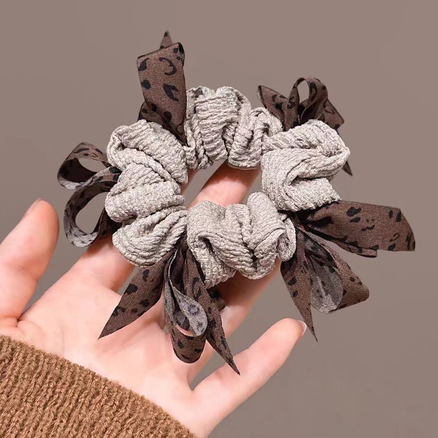 Korean Style Leopard Print Scrunchie With Ribbon And Bow_voghion.com
