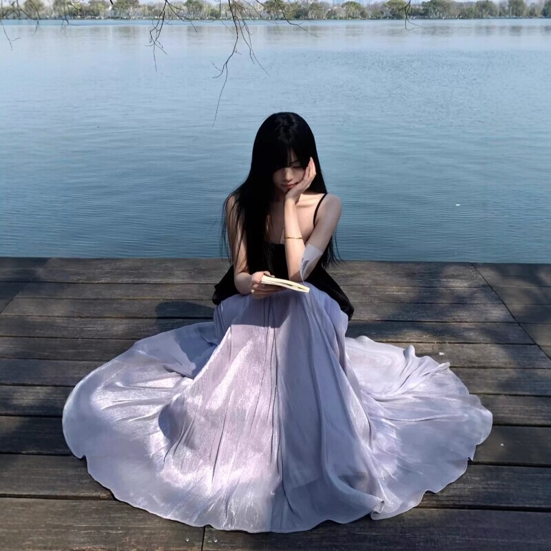 Island Satin Large Skirt with Shimmering Elastic Waistband, Women's Spring/Summer 2026 New A-Line High-Waisted Long Skirt