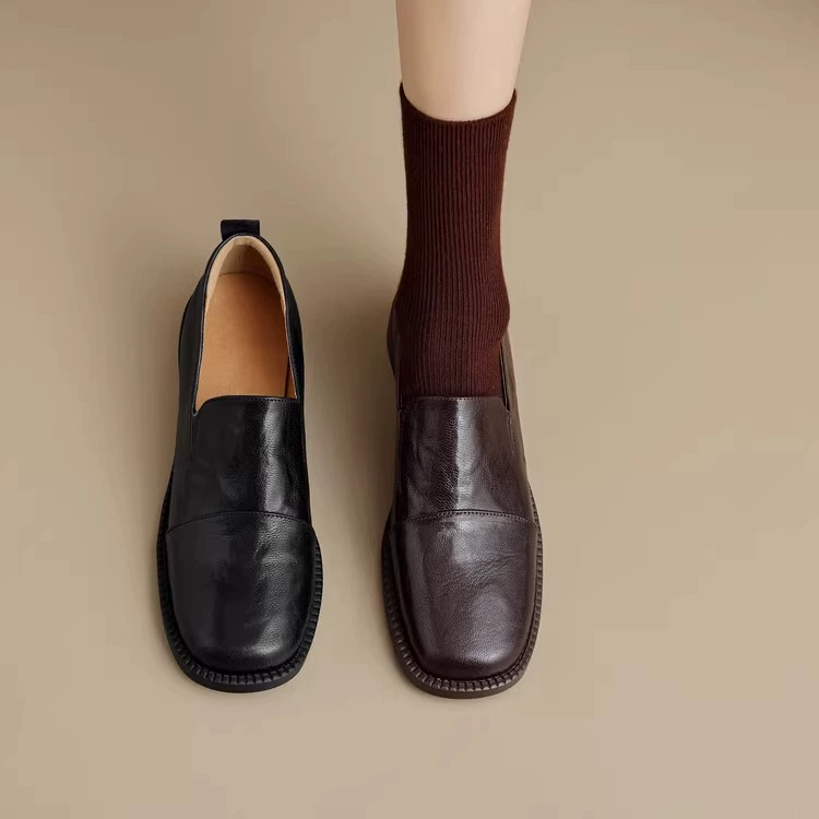 Мягкая овчина черная дикая мягкая подошва одиночная обувь женская весна и осень 2025 новая обувь в британском стиле