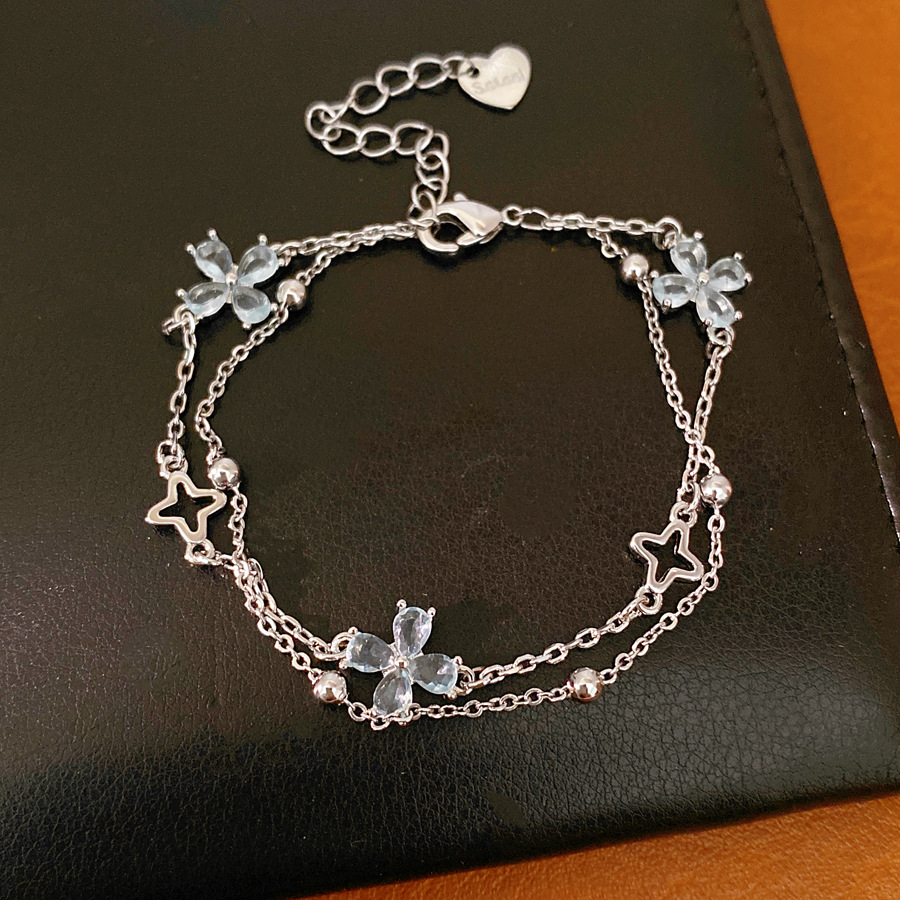 Flores de hierba afortunadas pulsera de doble capa ligera de lujo nicho pulsera de alta sensación temperamento diario joyas de moda al por mayor image 8