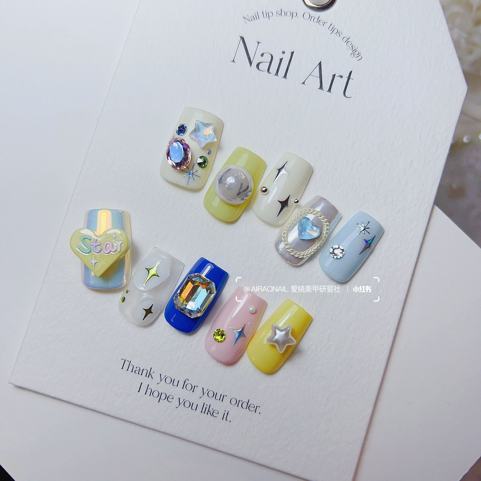 Pegatinas de uñas doradas tomoni populares pegatinas de uñas vintage fábrica al por mayor estrella japonesa de cuatro colores 3232