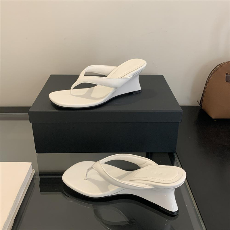 2026 Spring and Summer New Style Square-Toe Wedge Flip-Flops High-Heeled Simple Fashion Slip-On Sandals for Women
