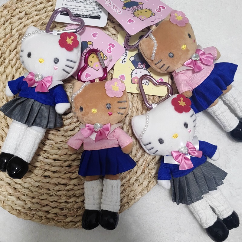 かわいい愛の心は猫の平成のギャルのぬいぐるみのキーホルダーのかわいいカバンのリュックサックのペンダントを掛けます。|undefined