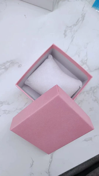 Fuchsia box