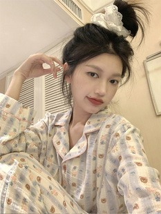 �n�濨ͨС��˯��Ů���＾2025�¿���L�����e���⴩�Ҿӷ����b