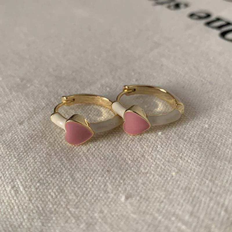 Small Ear Clip Earrings Set — No Piercing, Assorted Styles, Compact Pack