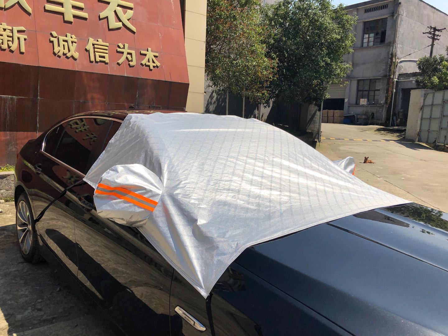 SUV off-road vehicle front windshield cover, five-layer thickened snow and sun protection PEVA spunlace cotton car cover, manufacturer's stock