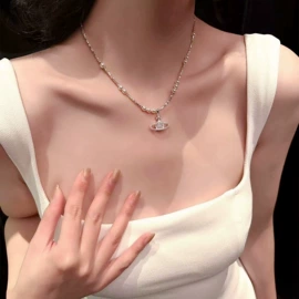 项坠;项链;手链