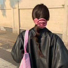 韓国ツインフラワーファブリックヘアバンド 2025 新しいローズヘッドバンド気質ポニーテール後頭部ヘッドバンド女性のための