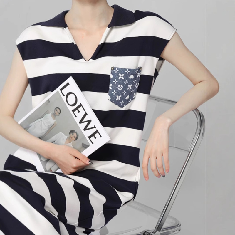 区里里/縞tシャツワンピースがきれいな夏2025新型vネックスカートが今年流行した|undefined