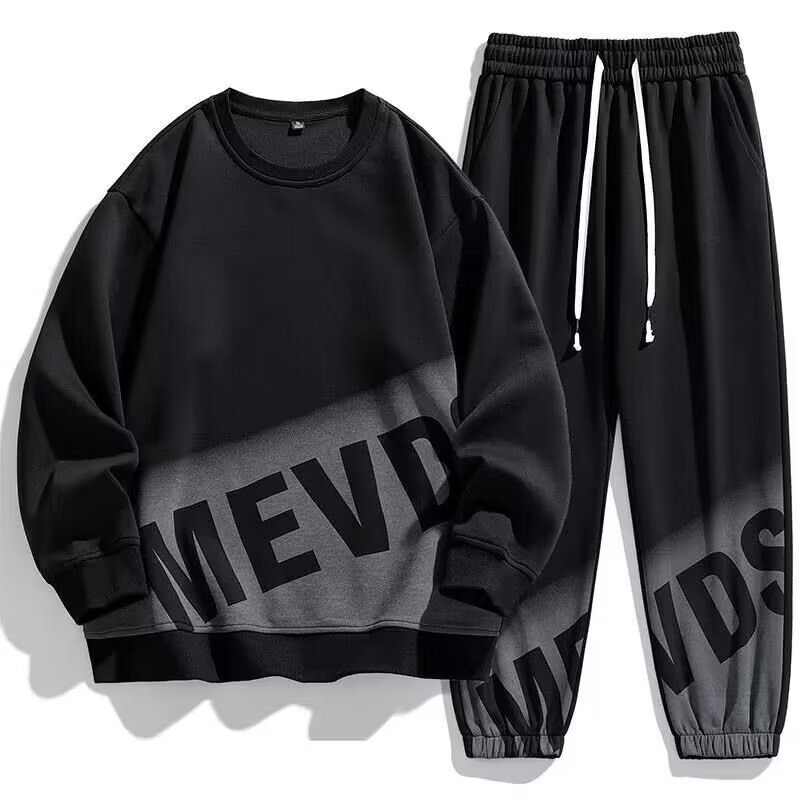 Men's casual sportswear set, trendy and stylish autumn outfits, cool and fashionable men's spring and autumn hoodies.