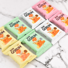 哥布林咸蛋黄酥千层酥蛋黄酥咸蛋黄酥饼干早餐食品零食整箱批发