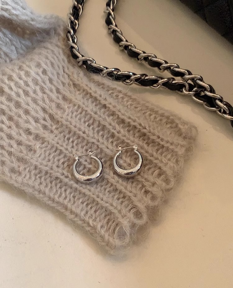 Pendientes de circón súper flash de alta calidad con aguja de plata 925 Pendientes de estilo explosivo de temperamento exquisito de lujo ligero femenino Pendientes de primavera y verano al por mayor