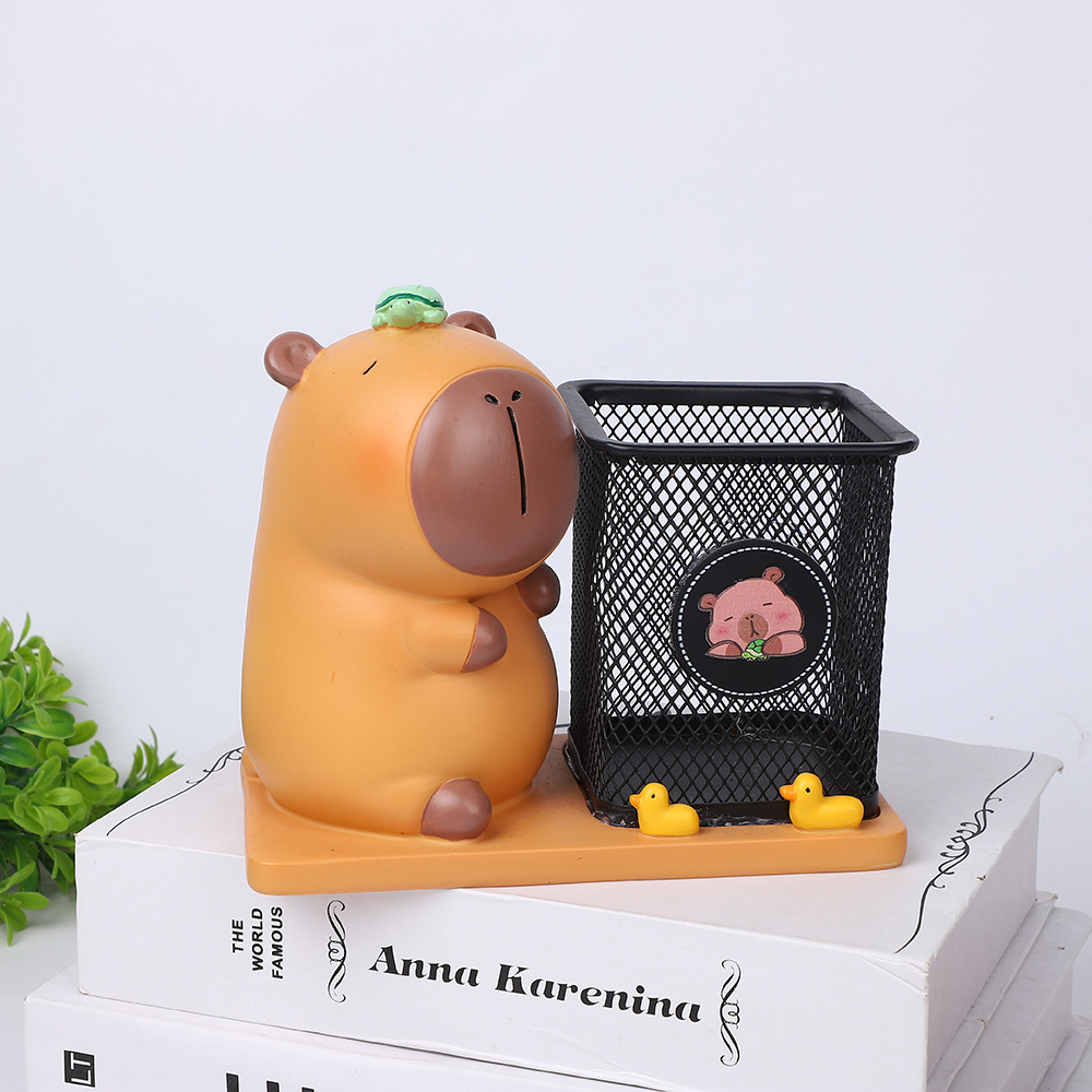 Regalo del día del niño Artesanía de resina Mbappesi C Luo Adornos Portalápices de fútbol Papelería