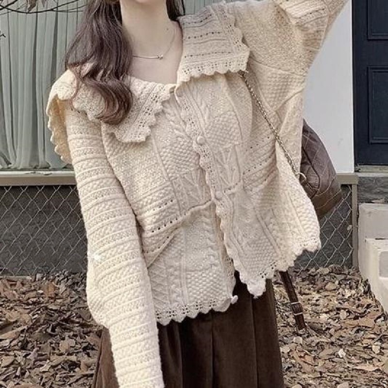 Korean Style Sweet Style Versatile Sweater Jacket Autumn and Winter New Loose Slimming Look Cut Out Lace Doll Collar Knitted Cardigan