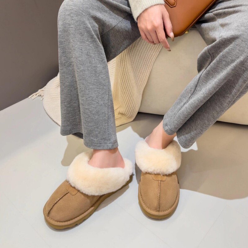 Sangpo Star Snow Boots for Women, Leather and Fur Integrated, Winter Wool Slip-On Shoes, Fleece-Lined, Warm, Half-Slipper Sangpo Star Snow Boots for Women, Leather and Fur Integrated, Winter Wool Slip-On Shoes, Fleece-Lined, Warm, Half-Slipper
