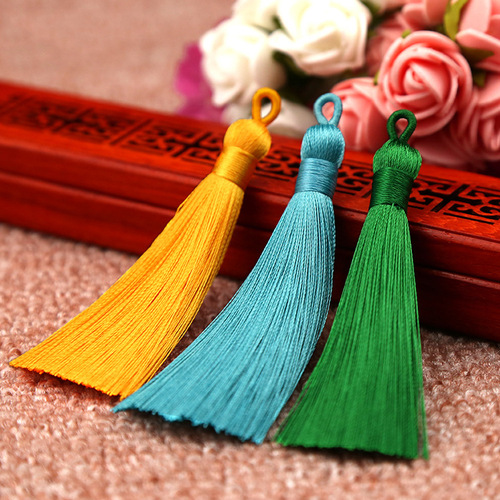 8cm hoop tassel tassel Chinese knot bookmark fan hanging tassel polyester artificial ice silk coil DIY small tassel tassel