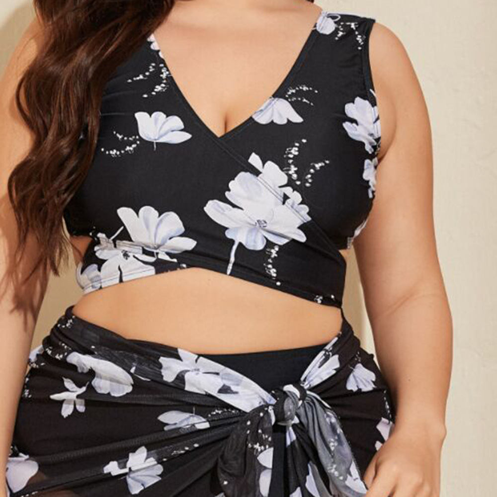 Ditsy Floral Pattern Ditsy Floral Plus Size Swimwear