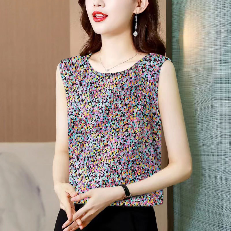 Popular Style Sleeveless Floral Top for Layering, Summer Ice Silk Vest for Women, Round Neck, Breathable, Plus Size, Slimming Popular Style Sleeveless Floral Top for Layering, Summer Ice Silk Vest for Women, Round Neck, Breathable, Plus Size, Slimming