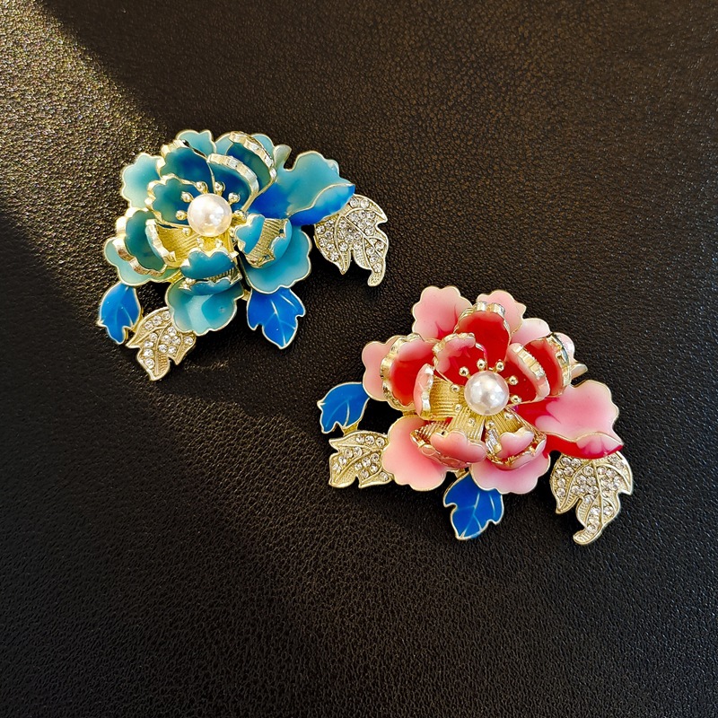 Chinese Style Enamel Peony Flower Brooch for Women, High-End Pearl Flower Corsage, Versatile Personalized Cheongsam Clothing Pin Accessories