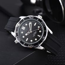 ����300�ֱ���ʿȫ�Զ���е�ֱ��˶����з�ˮҹ�����Ǳˮ��е��