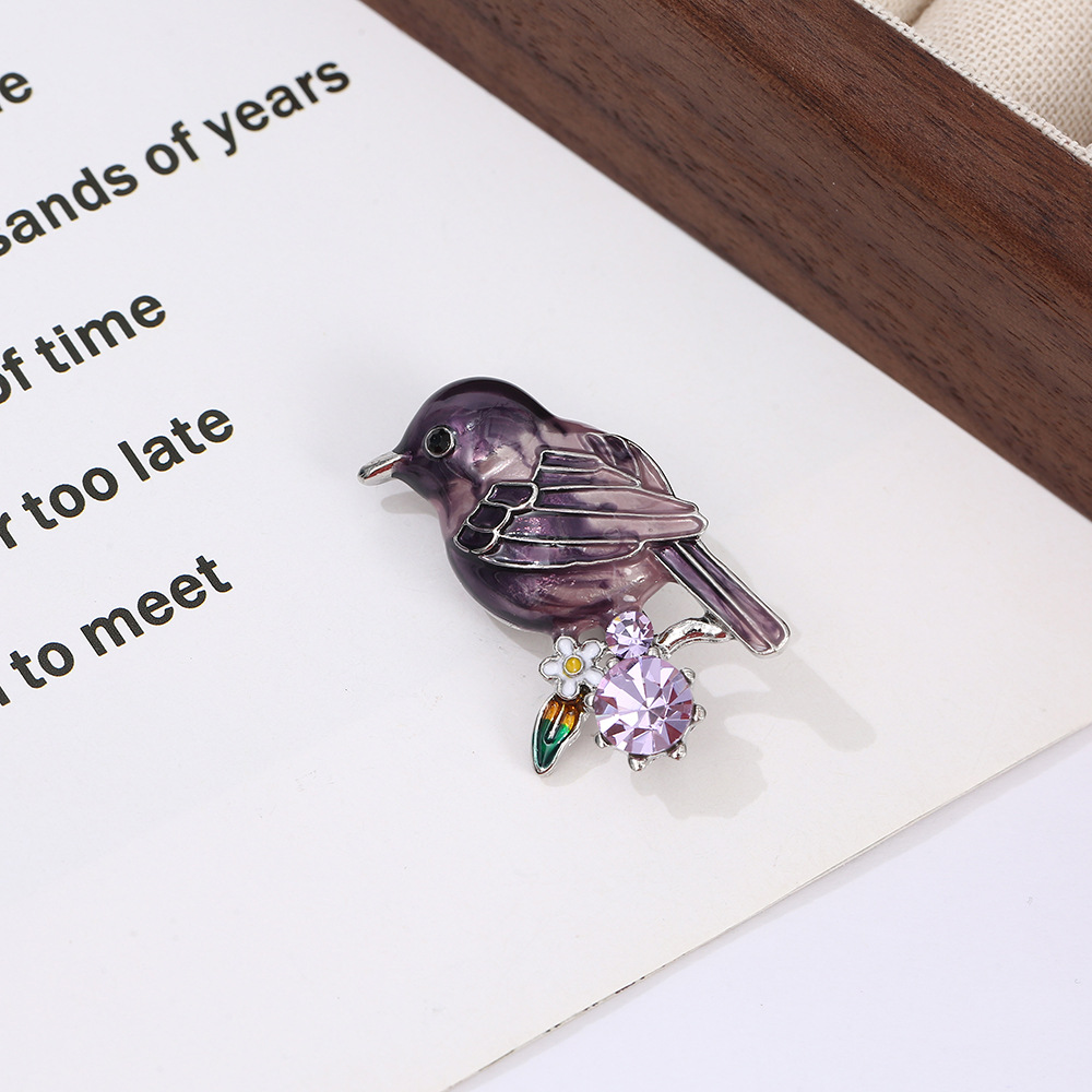 Retro Enamel Moisturizing Oil-Dropping Amethyst Bird Oriole Bird Brooch Pin Accessories Women's Novel Antique Gift