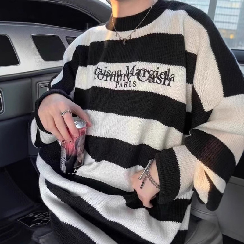 New Margiela Mm6 Men's and Women's Unisex Stripesd Knitwears Casual Knitwears Letter Knitwears Round Neck Knitwears