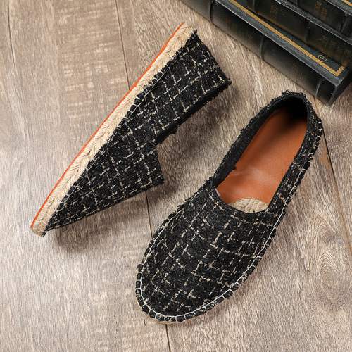 Cross-border hemp bottom shoes for men and women, hand-stitched grass-woven linen fisherman's shoes, one-piece slip-on flat shoes for wholesale.