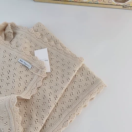 针织毯;披肩;围巾