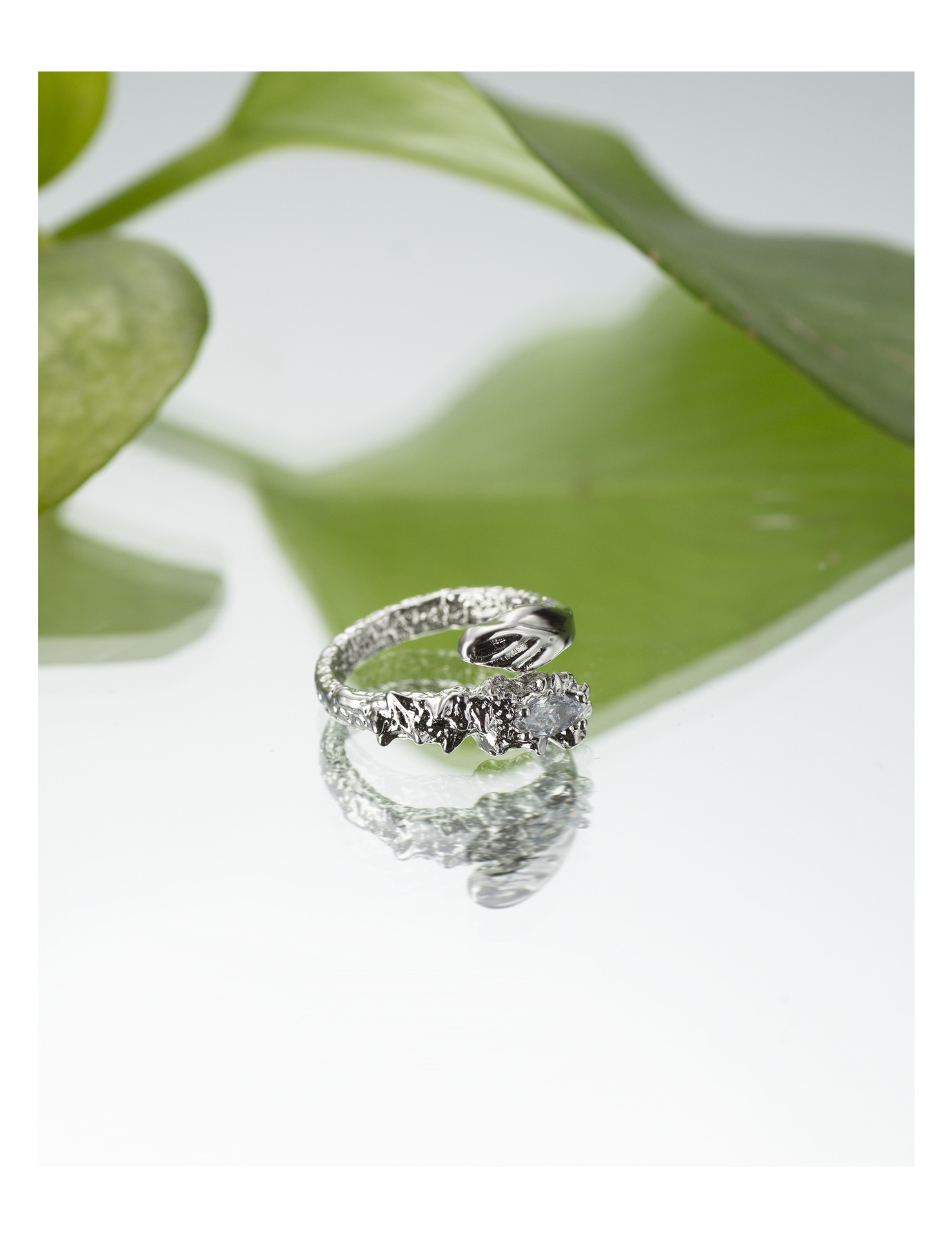 Fashion Snake Copper Plating Zircon Open Ring