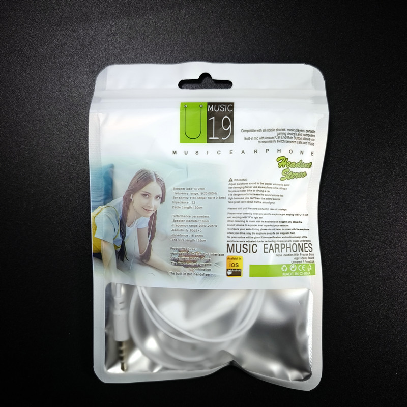U19 música con cable y medio en el oído con graves pesados con control de cable de trigo, auriculares en bolsa, auriculares al por mayor