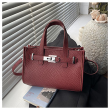 ����С����Ůʽ2026�¿�С���͹������K����߼��аٴ�μ�б���