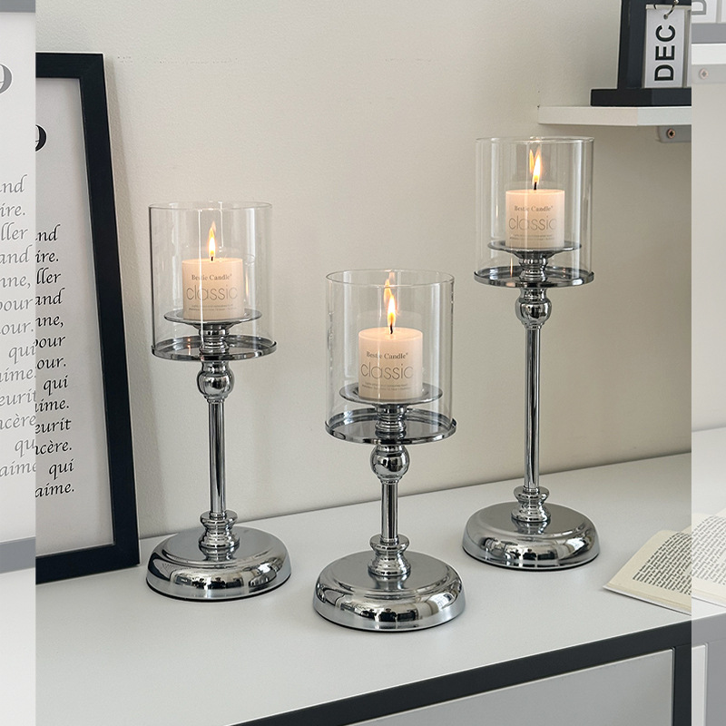 Lujo ligero europeo retro candelabro de vidrio de incienso decoración adornos de mesa de comedor a la luz de las velas accesorios románticos diseño de escena