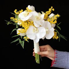 花黄色相思豆马蹄莲新娘拍照手捧花影楼婚纱摄影道具假花花艺