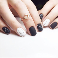 Minimalist style nail stickers with sanding black and white lines, wearing nails, short square round nail plates, temperament false nails, wholesale finished products