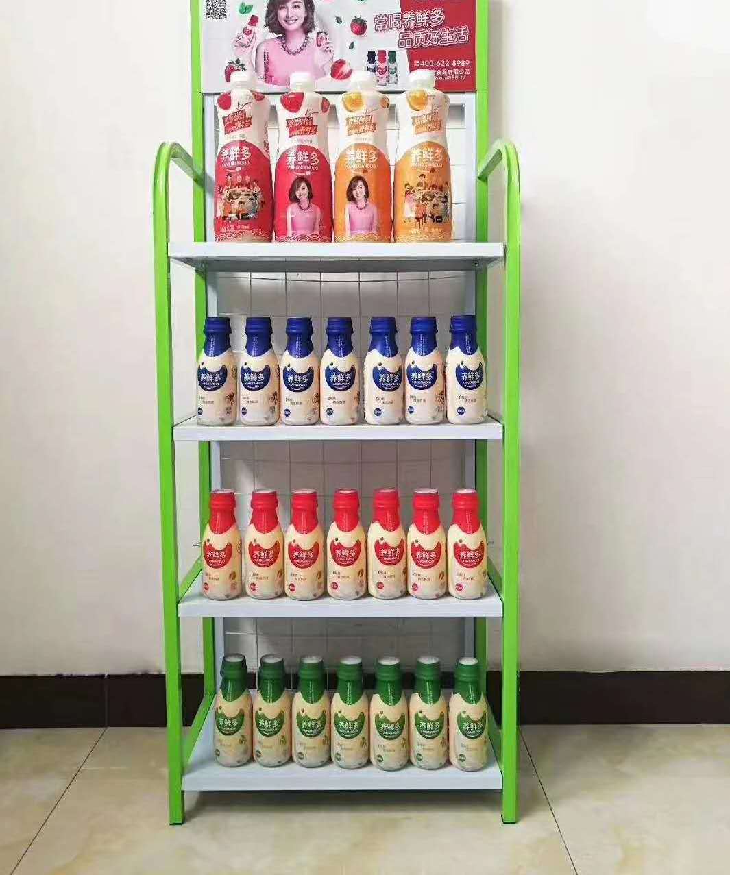 ����С����չʾ��ʳƷ���Ͽ�Ȫˮơ�ư׾����̹�ͷ��Ʒ�ڷ�С����