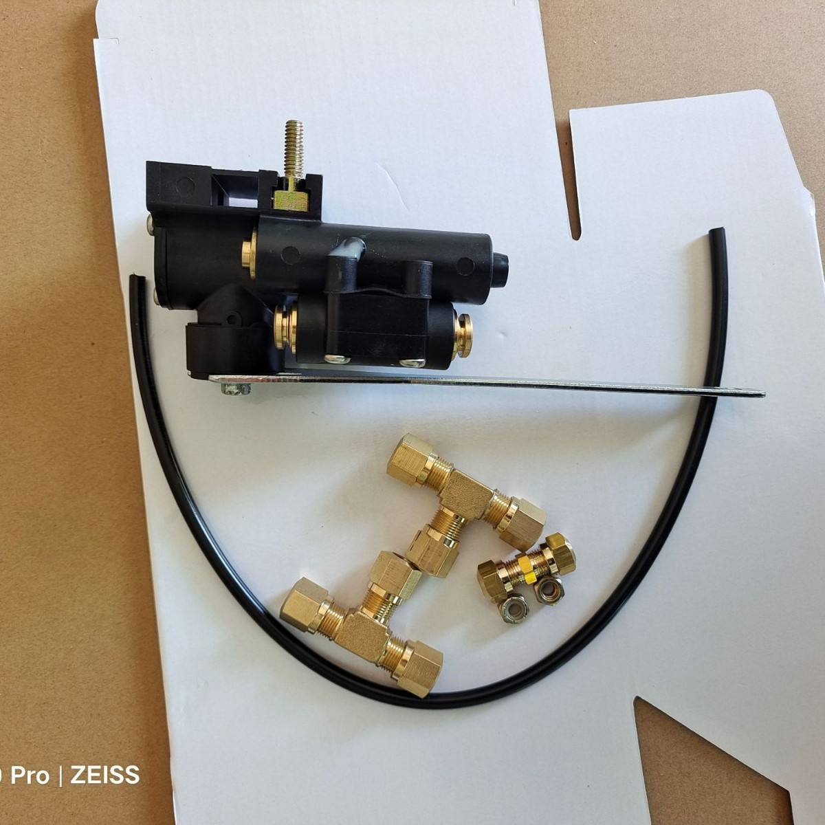 Válvula de altura 85124912