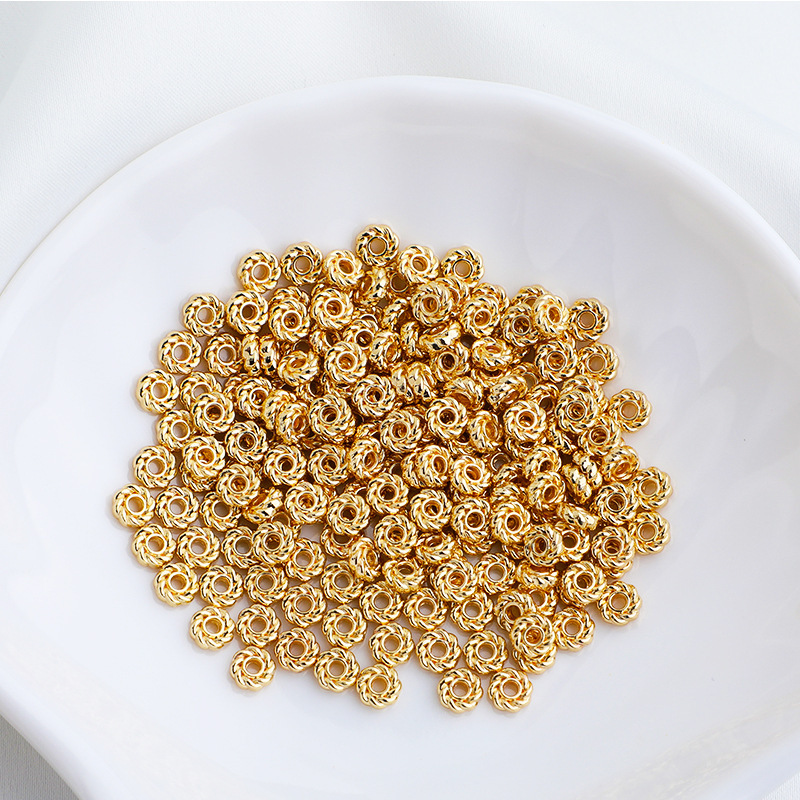 14K package gold color retention flower-shaped spacer rotating melon pattern flat bead jewelry accessories diy handmade beaded material 14K package gold color retention flower-shaped spacer rotating melon pattern flat bead jewelry accessories diy handmade beaded material