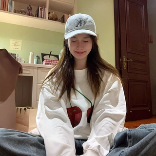 樱桃潮流印花长袖圆领卫衣女2025年秋冬季新款宽松套头休闲风上衣