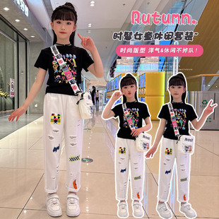Ůͯ���b�r�п�ͨ�ƶ�T��ţ��ѝ���b�¿��nϵŮ���r��ը�փɼ���