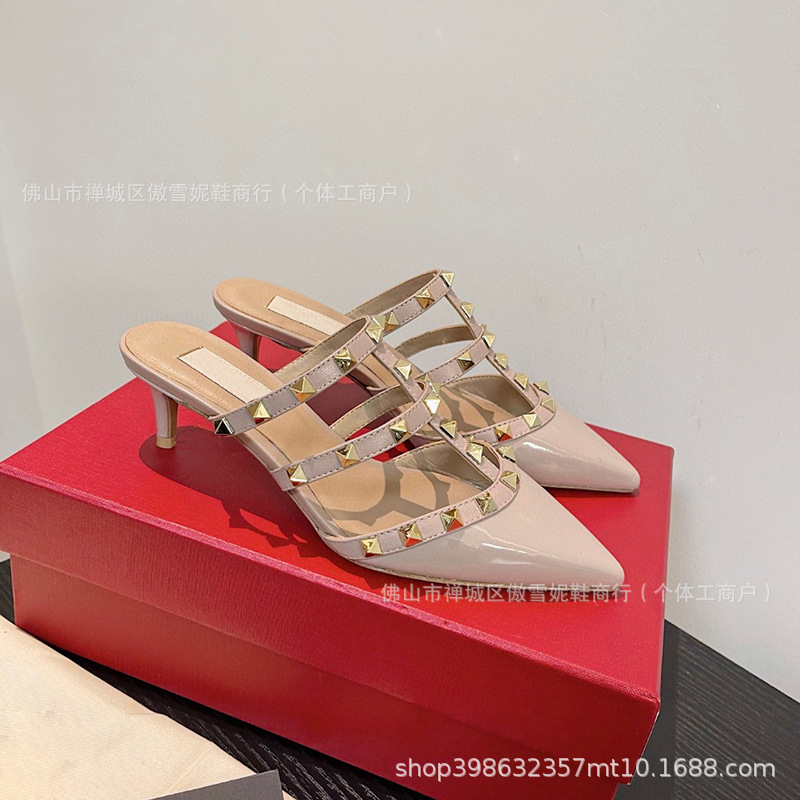 누드 그레이 페이턴트 가죽【6CM】