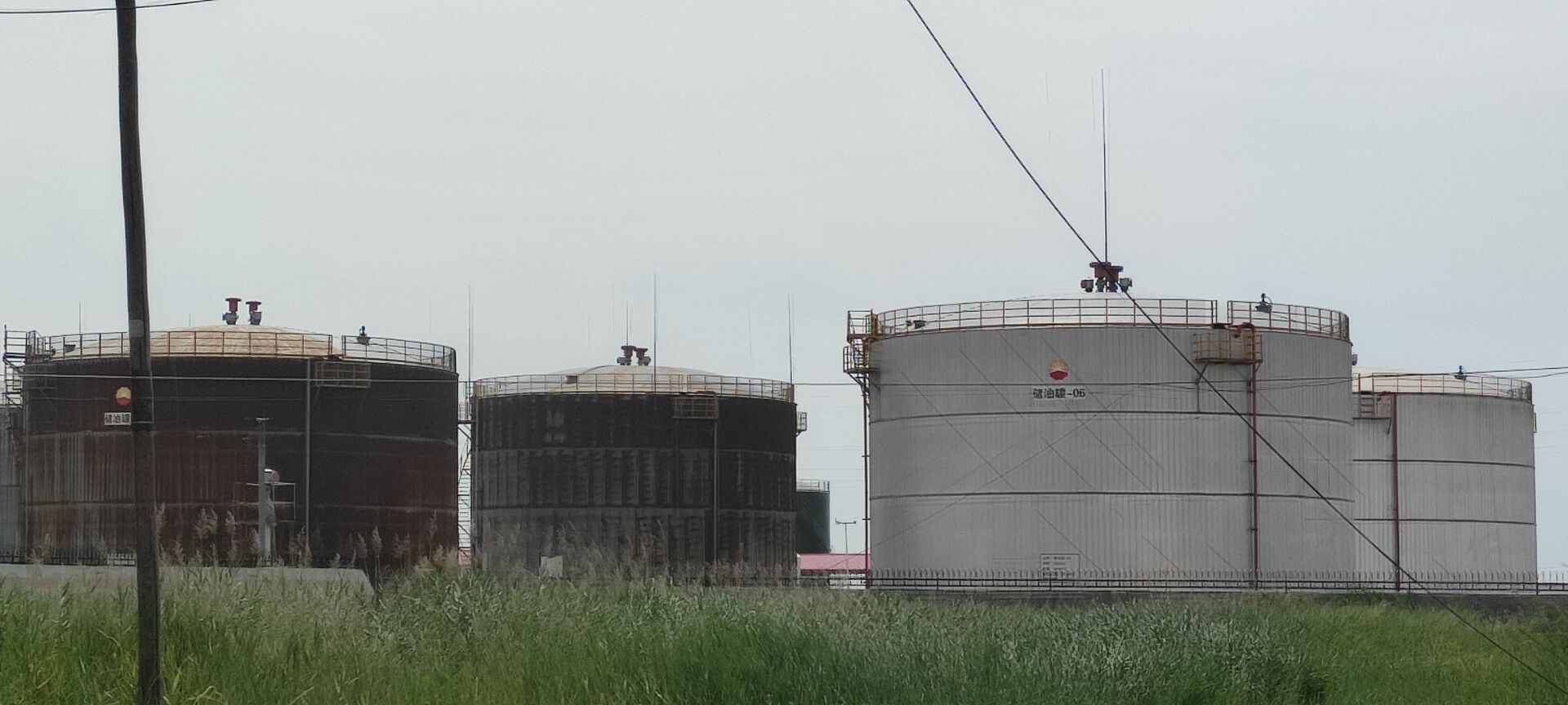 松卡式千斤顶液压千斤顶适用于储罐提升建造等使用60T