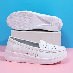 新款護士鞋女軟底透氣防滑不累腳厚底增高醫護專用舒適白色單鞋子