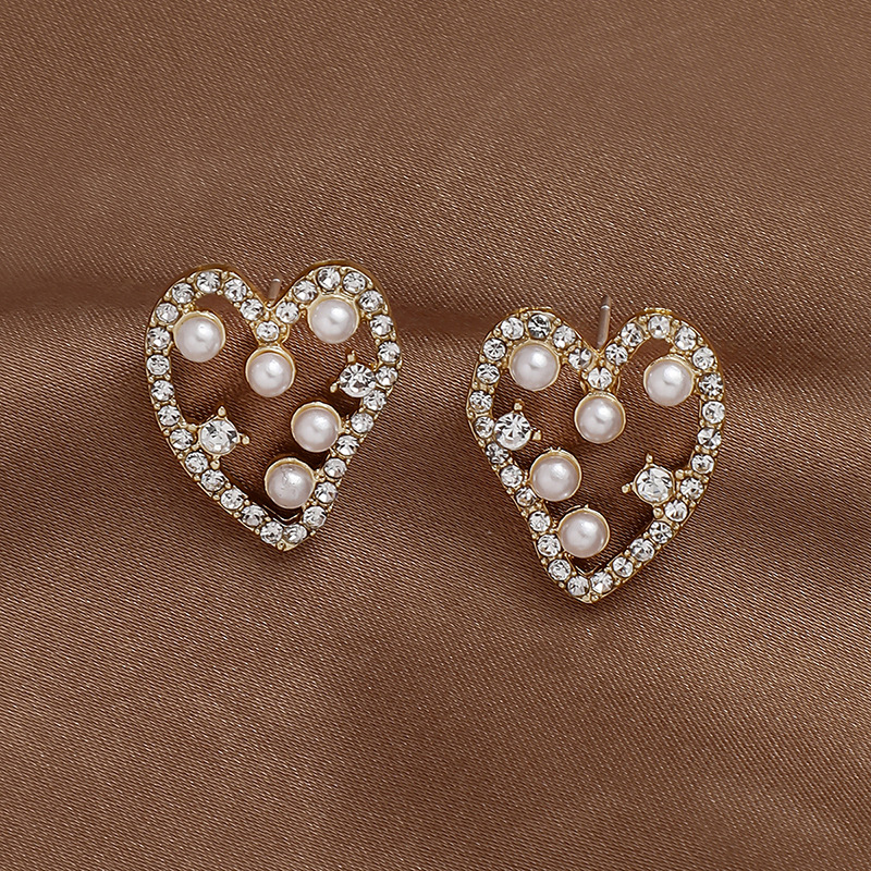 Fashion Heart-shape Rhinestone Pearl Alloy Earrings Wholesale display picture 6