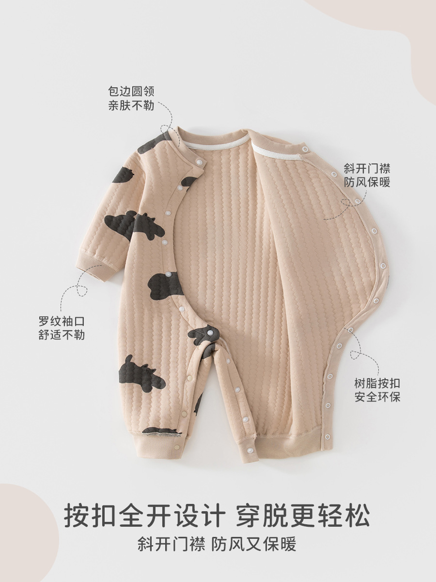 Uniforme de bebé otoño y invierno capa de aire caliente chaqueta para bebés en el hogar ropa de escalada de algodón intercalada ropa caliente